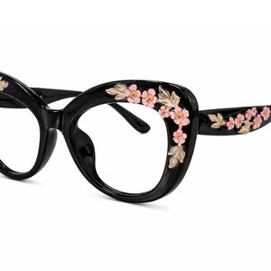 Elegant Black Cat-Eye Sunglasses with Floral Accents